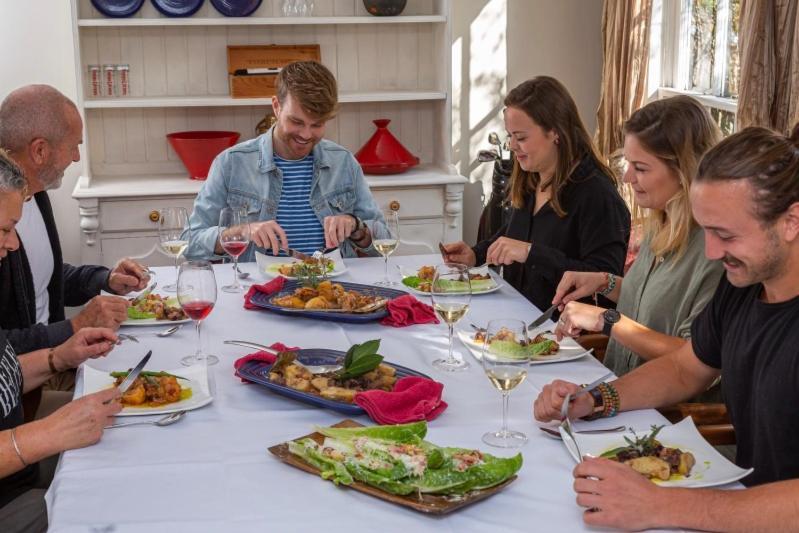 Prodigal Daughter Gourmet Lodge Martinborough Extérieur photo
